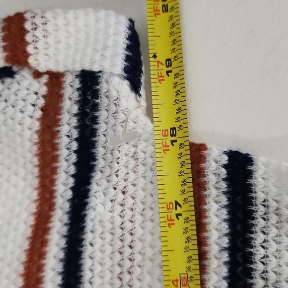 Love Wins Shirt Womens Size L Mesh Sweater Knit - Picture 7 of 8